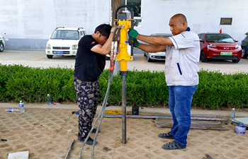 犀牛液壓取土鉆機(jī)于山東成功交付